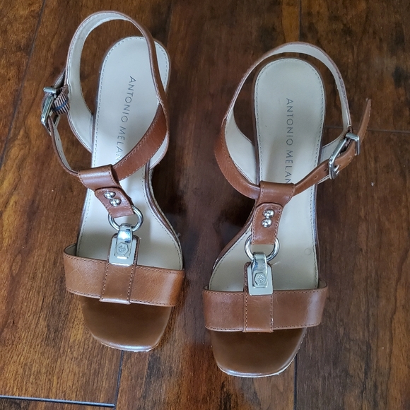 ANTONIO MELANI Shoes - Antonio Melani Tan Wedge Heel Sandals Size 5.5.